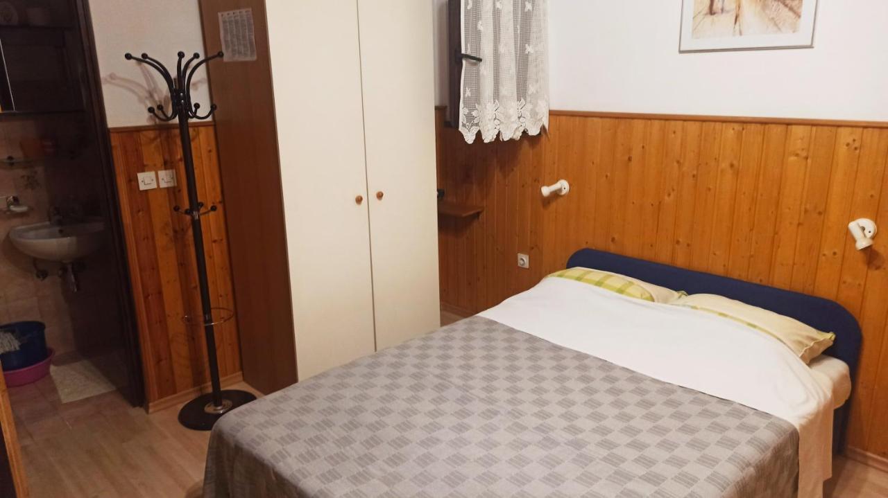 App Sabolic Apartment อูมัค ภายนอก รูปภาพ